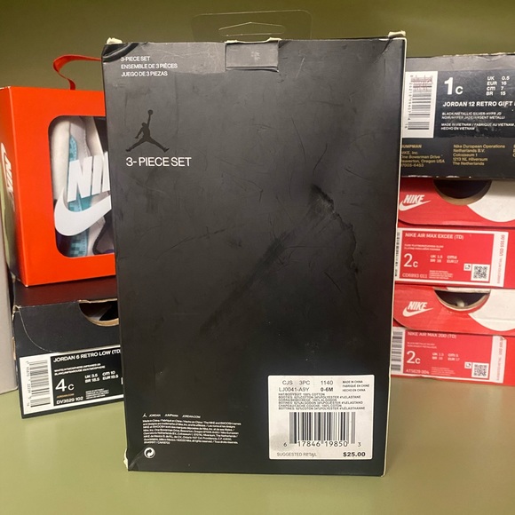 Jordan box set - Picture 3 of 4